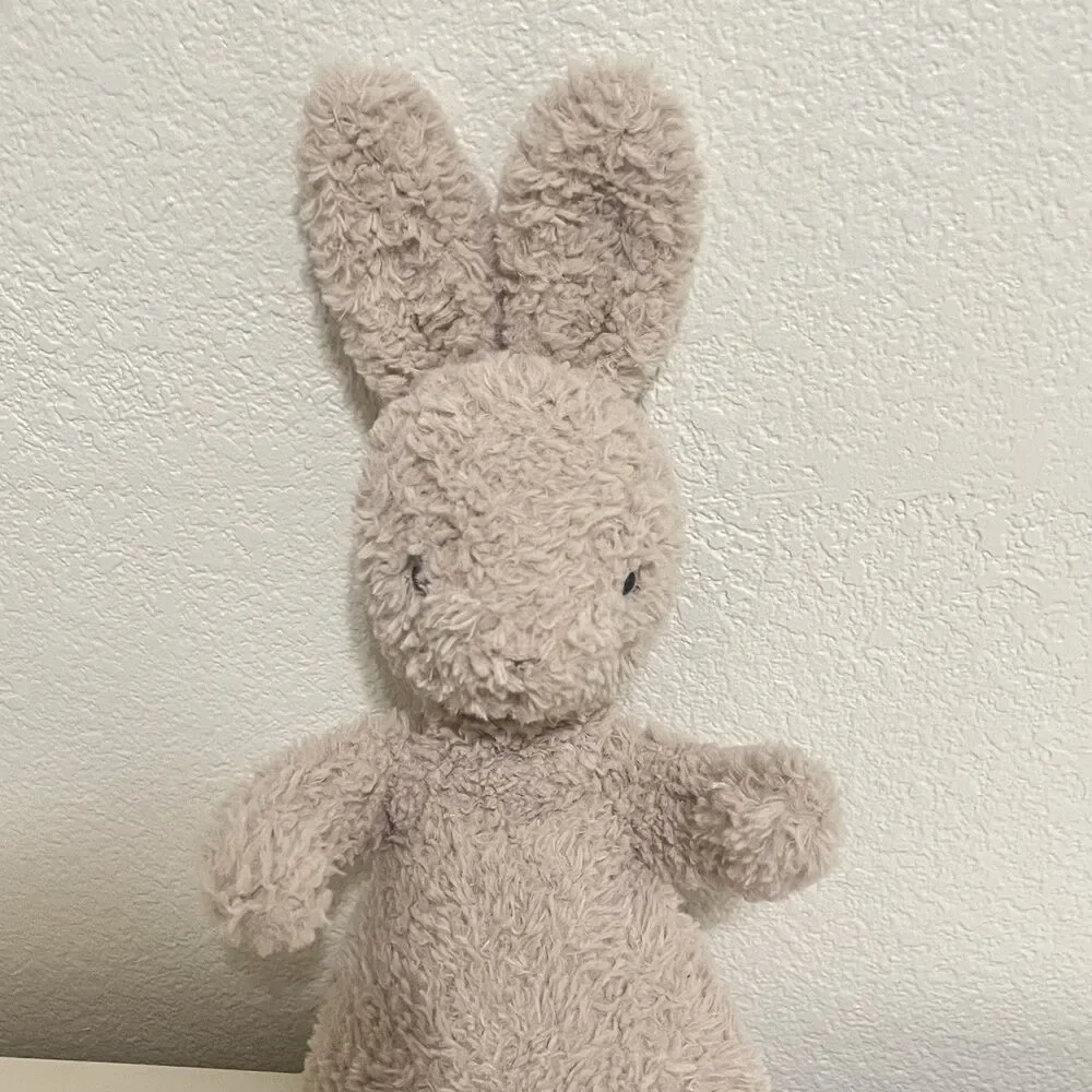 Jellycat huddles bunny
